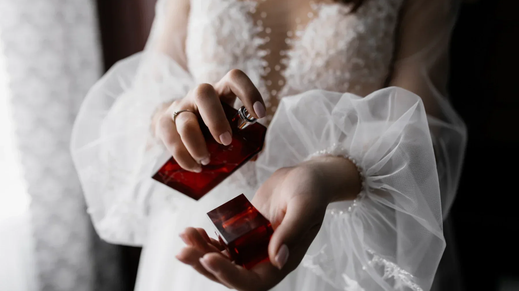 Unveiling the Scent of Amber: A Journey Through Its Aromatic Essence